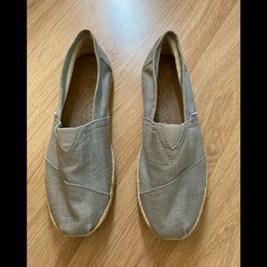 New light grey Toms - never worn